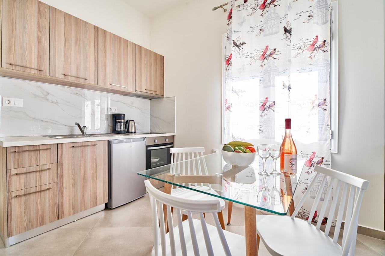 Adele Apartment Kíssamos Екстериор снимка