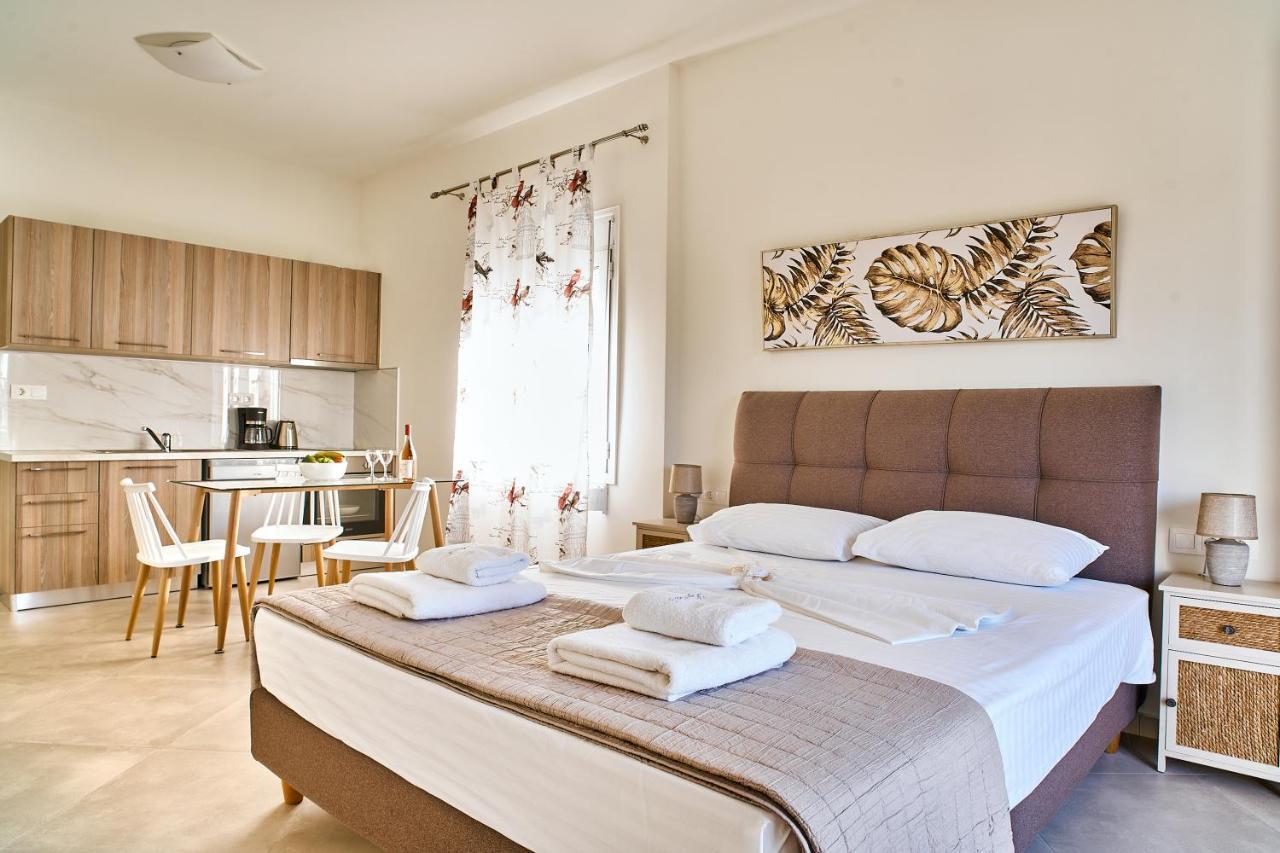 Adele Apartment Kíssamos Екстериор снимка